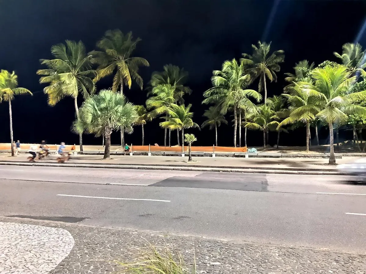 Lar Recife Olinda Praia 1, Na Avenida Boa Viagem